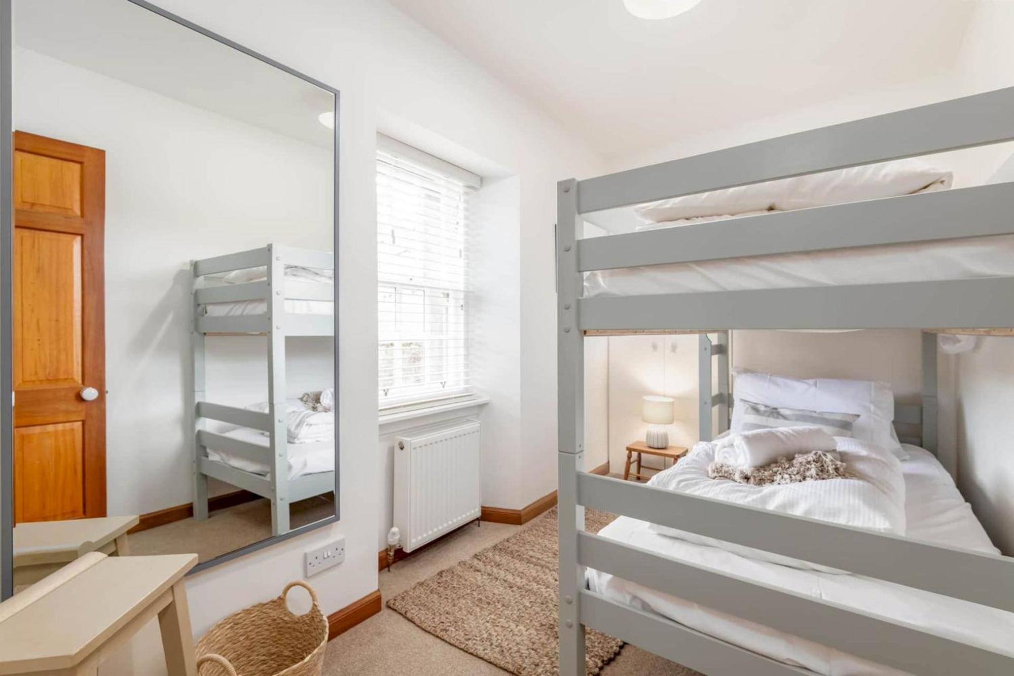 Crail Town House Villa Bagian luar foto