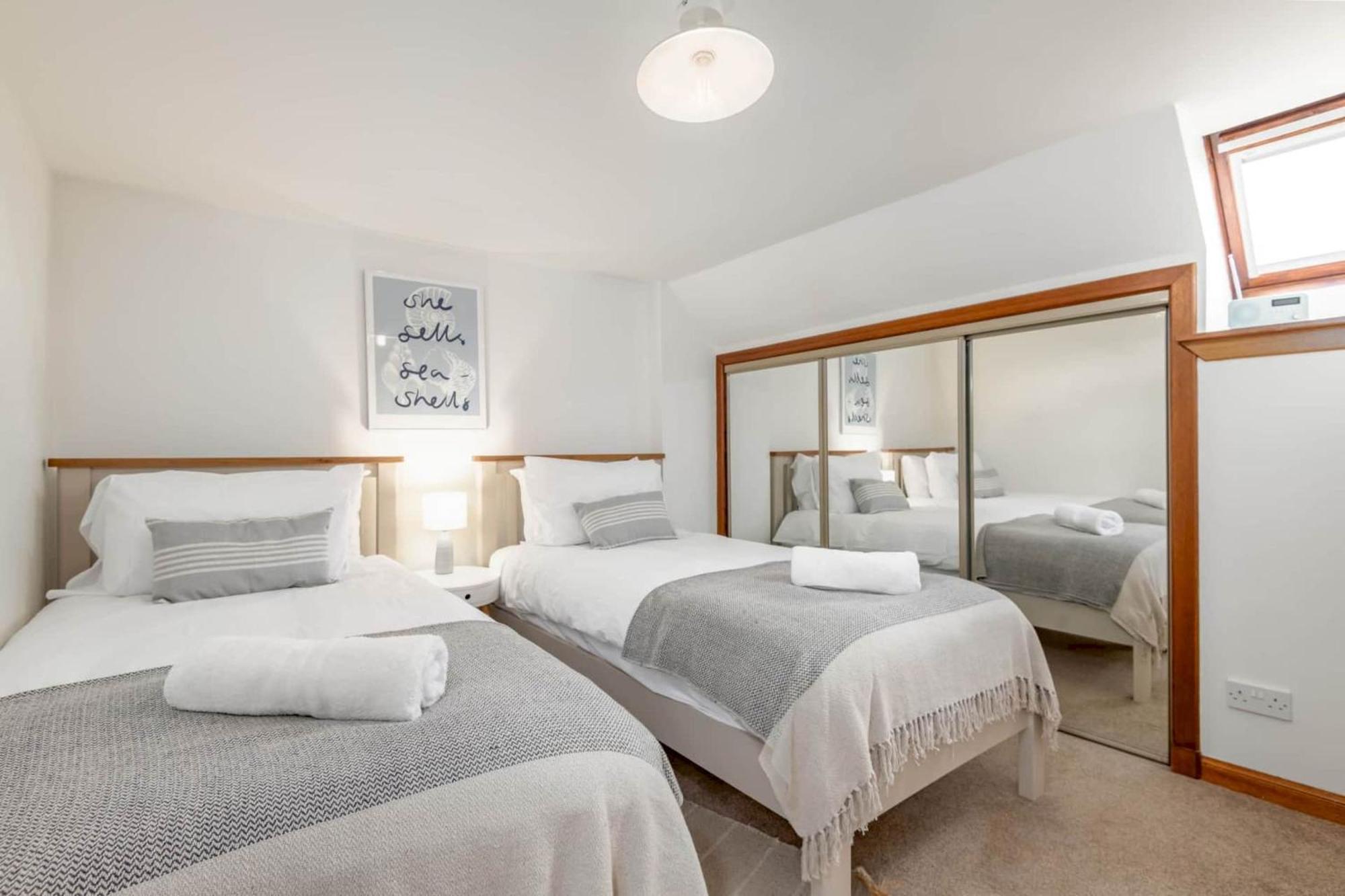 Crail Town House Villa Bagian luar foto